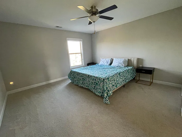 Guest bedroom 1