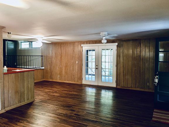 5th image of 201 Parkview Dr