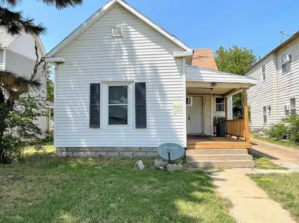 110 W 5th Ave, 110 W 5th Ave #1, Hutchinson, KS 67501