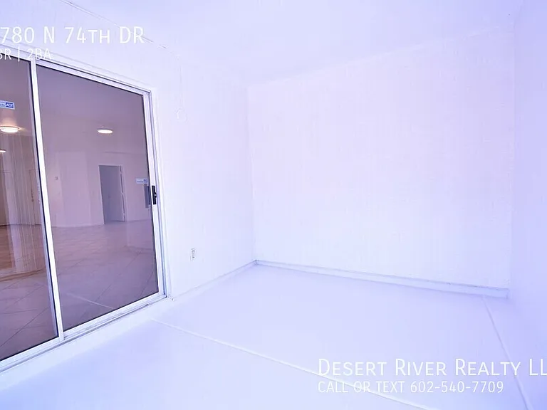 6780 N 74th Dr — Photo 17