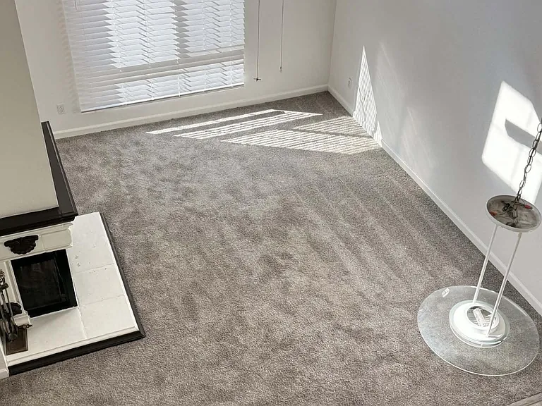 100 E Fillmore St #208 — Photo 8