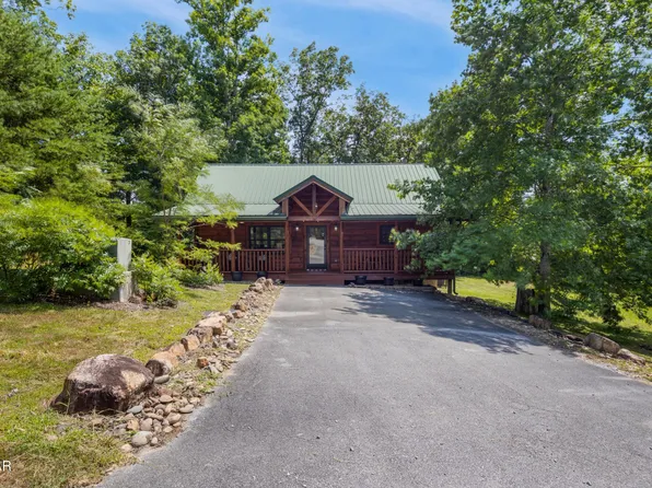 2212 Pinnacle Ridge Trl, Sevierville, TN 37876