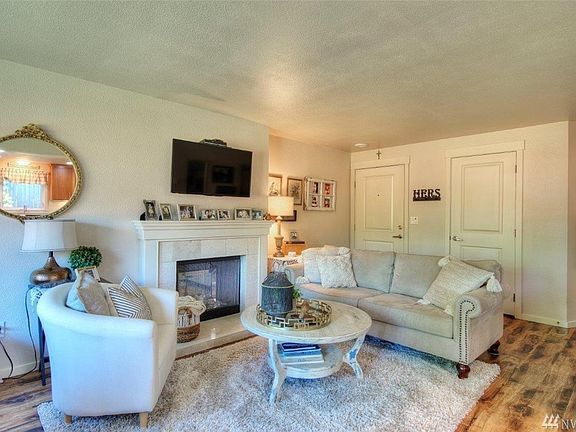 5th image of 5822 N 35th St Unit E18