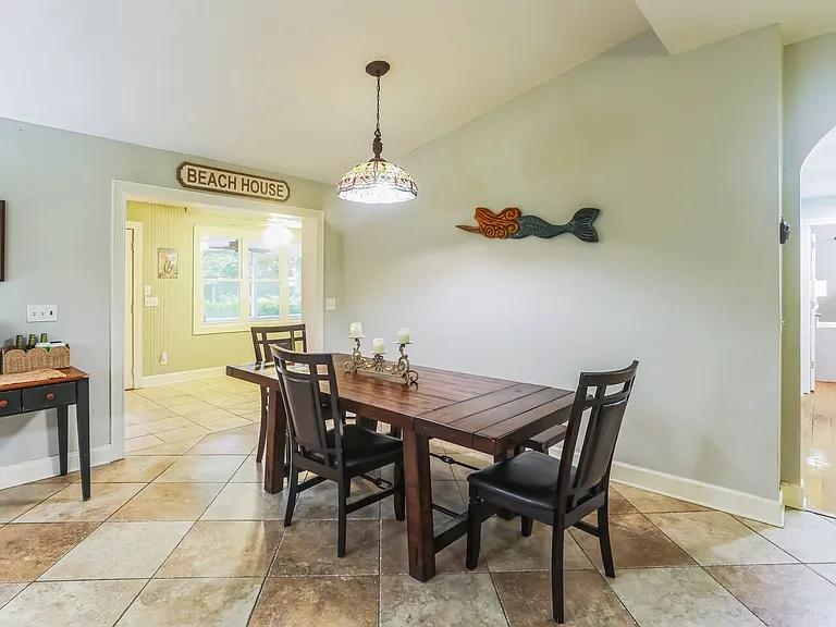 112 Riverview Dr — Photo 19