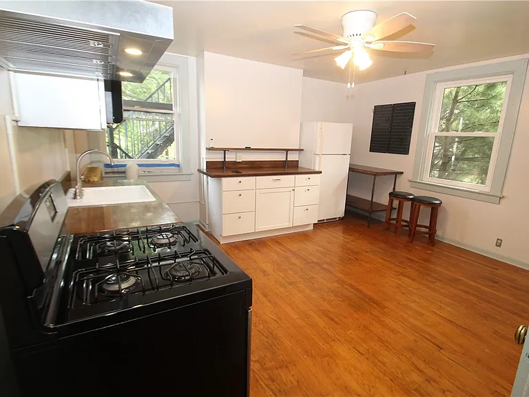 314 Lincoln Ave #2 — Photo 8