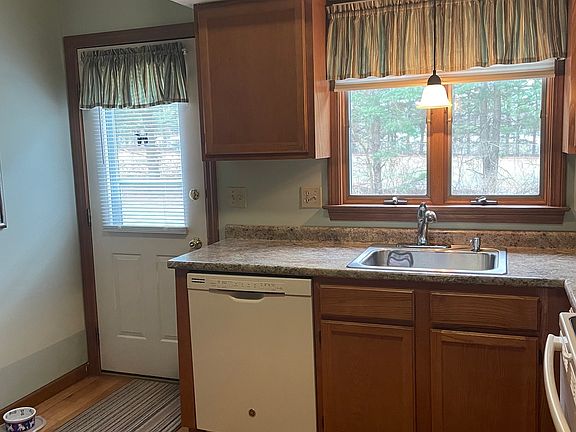 2nd image of 102 North Maple Street #6B