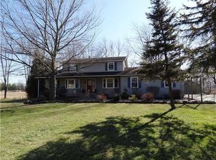 75 Dewey St, Churchville, NY 14428