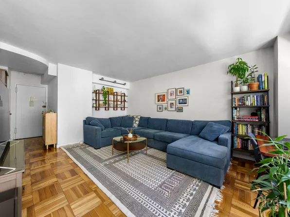 130 Saint Edwards Street 2C image 3 of 10