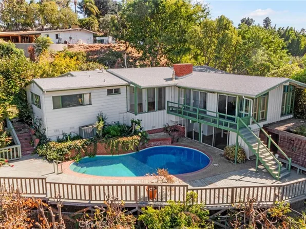 11575 Amanda Dr, Studio City, CA 91604