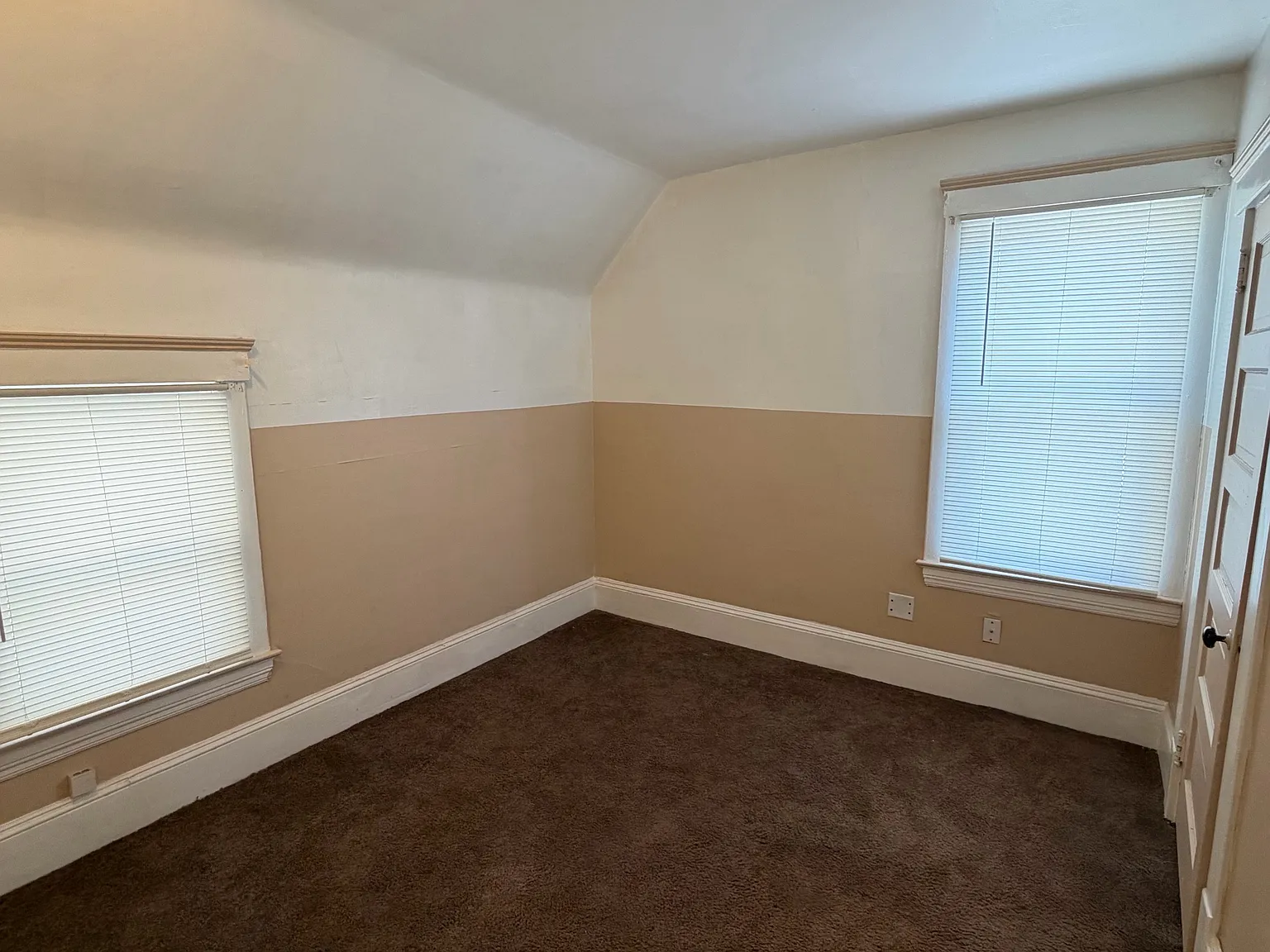 3 bed, $1,200 — Photo 4