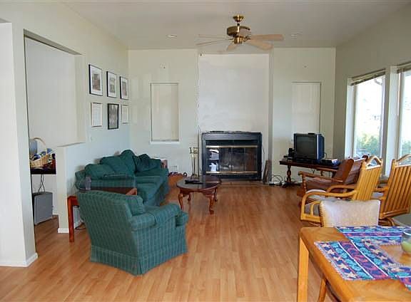 5th image of 335 De Haro Ln