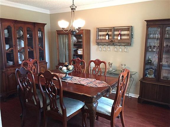 5th image of 106 Monterey Oaks Dr