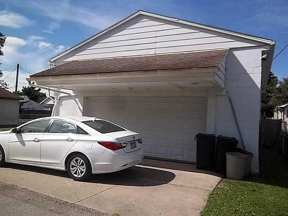 3rd image of 123 Linden Ave