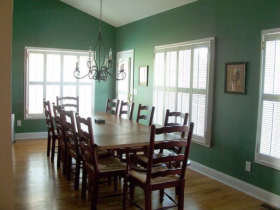 5th image of 224 Point Ridge Ct