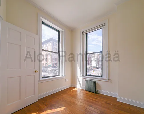 Rented by (Legacy) NY Quality Living Uptown | media 11