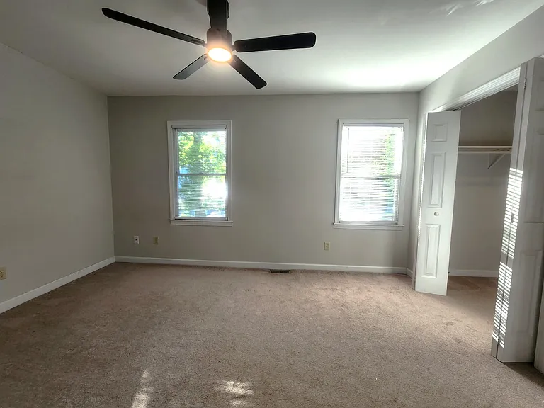 3317 Windsor Dr — Photo 11