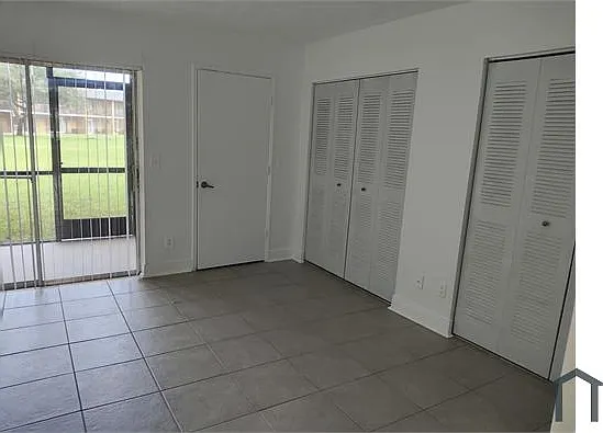 1604 Meadows Cir W #1604 — Photo 11