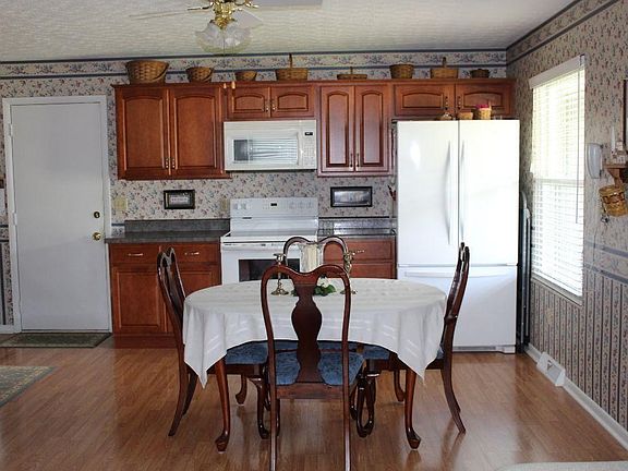 5th image of 2664 Wittenberg Dr