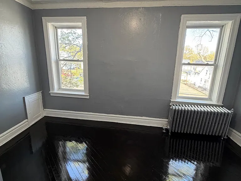 1615 Maple Ave #304 — Photo 5