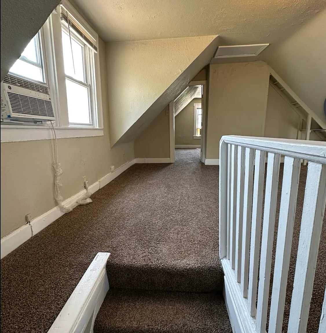2 bed, 1.5 bath, 1100 sqft, $1,800 — Photo 4
