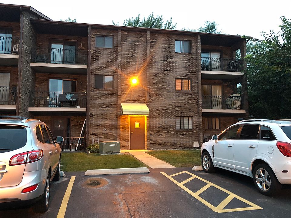 1st image of 12745 Carriage Ln APT 1S