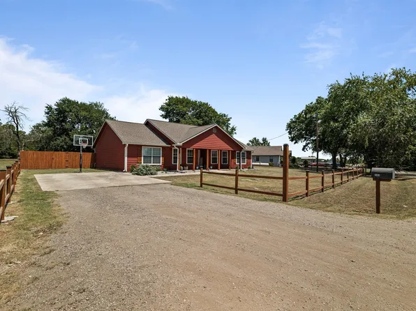 344 County Road 4905, Trenton, TX 75490