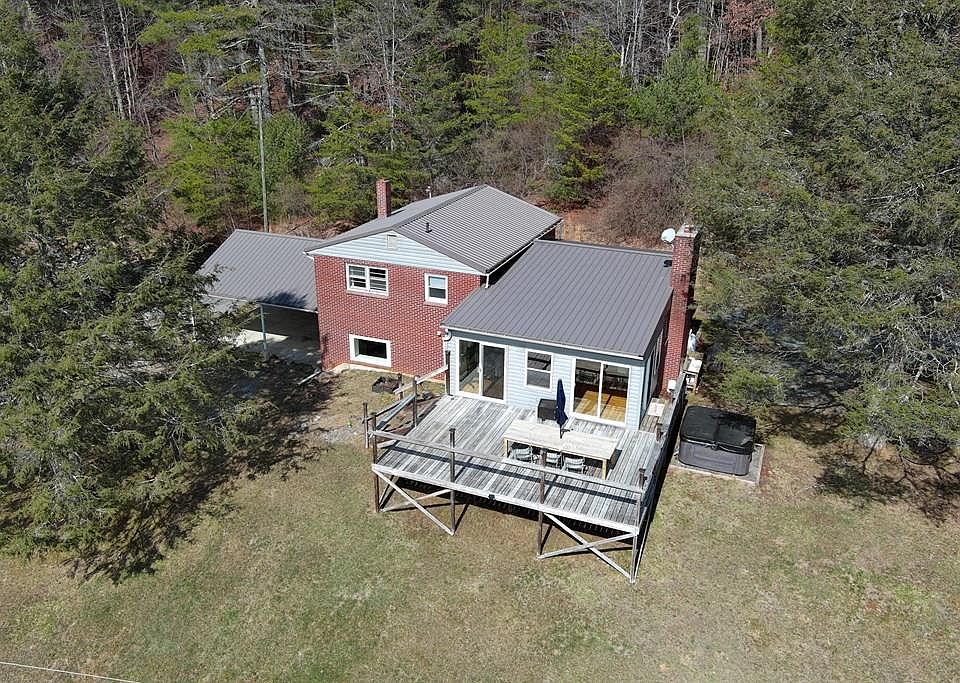 1st image of 70 Maple Ridge Ln