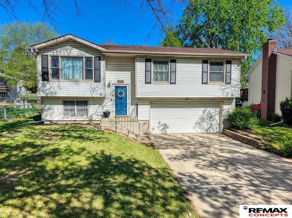 2804 Jane Ln, Lincoln, NE 68516