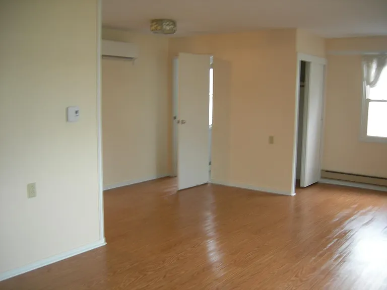 809 Tule St — Photo 10