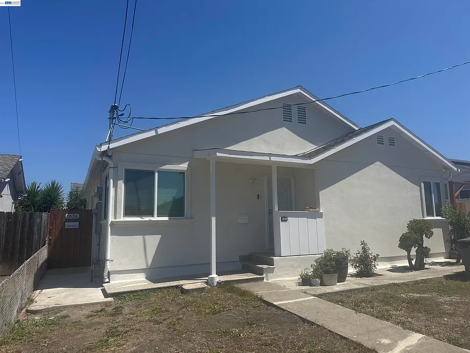 1632 Wayne Ave