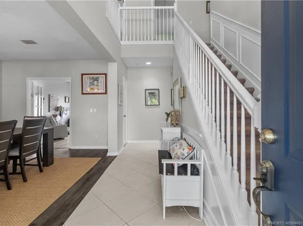 704 NW Waterlily Pl, Jensen Beach, FL 34957