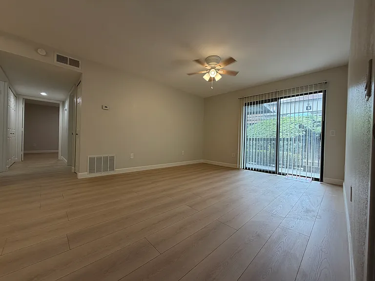 1265 Kendall Dr #412 — Photo 5