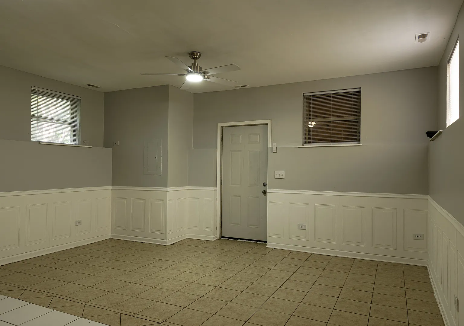 4 bed, 1000 sqft, $1,600 — Photo 4