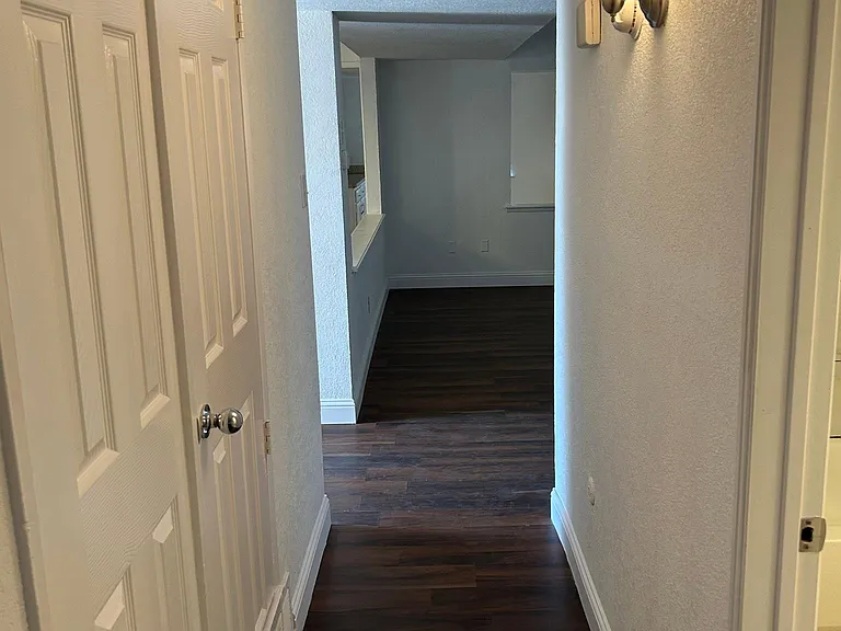 7404 Buttonwood Dr — Photo 18