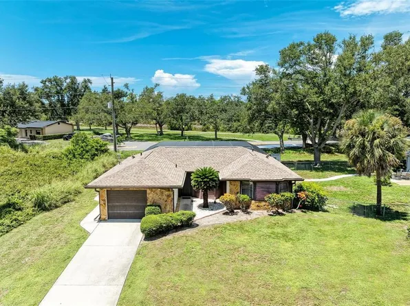 2430 Shamrock Dr, Venice, FL 34293