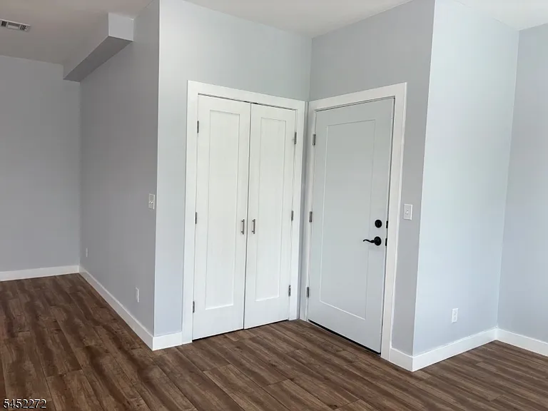 627 Bloomfield Ave #A — Photo 16
