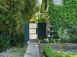 5029 Westpark Dr #5025, North Hollywood, CA 91601