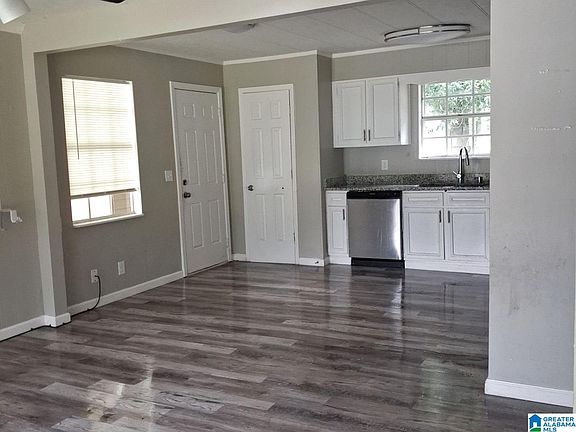 5th image of 1705 5th Way NW