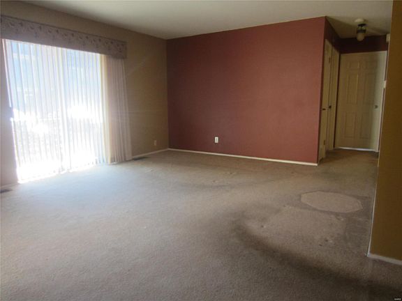 5th image of 2517 Senator Ct Unit E