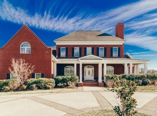 646 Neals Ln, Gallatin, TN 37066