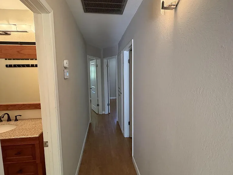 2647 Story Ave — Photo 4
