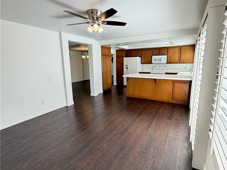18153 Rustic Ct — Photo 14