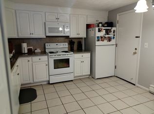 53 Swanson Ct APT 21C, Boxboro, MA 01719