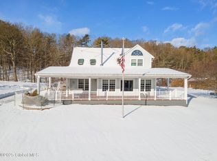 146 Biechman Rd, Ravena, NY 12143