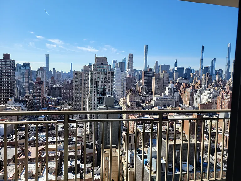 301 E 79th St #32N — Photo 7