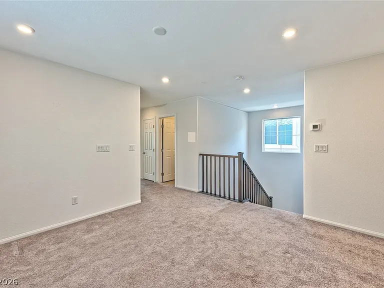 10640 Sariah Skye Ave — Photo 8