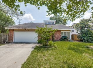 12703 Braewood Glen Ln, Houston, TX 77072