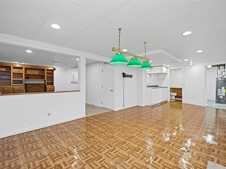 35263 Kings Forest Blvd — Photo 35
