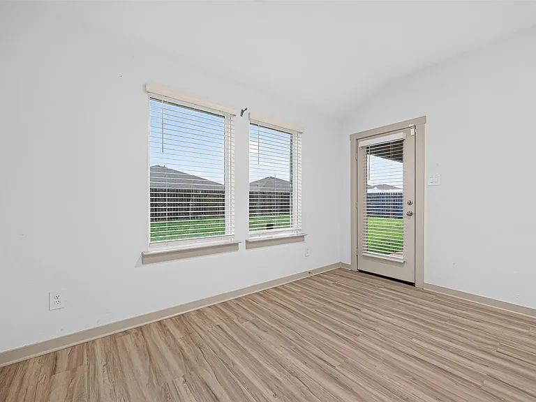 3530 Terrace Landing Ct — Photo 13