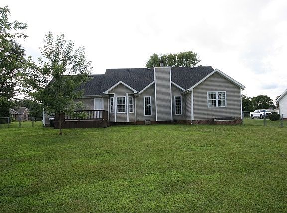 5th image of 290 Lamplighter Dr